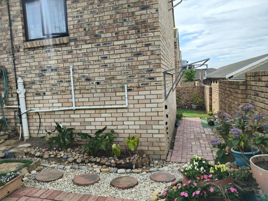 3 Bedroom Property for Sale in Jeffreys Bay Central Eastern Cape